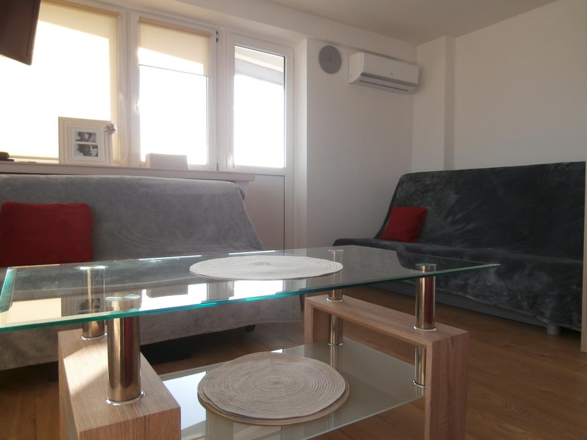Alma Apartments Varşovia Exterior foto